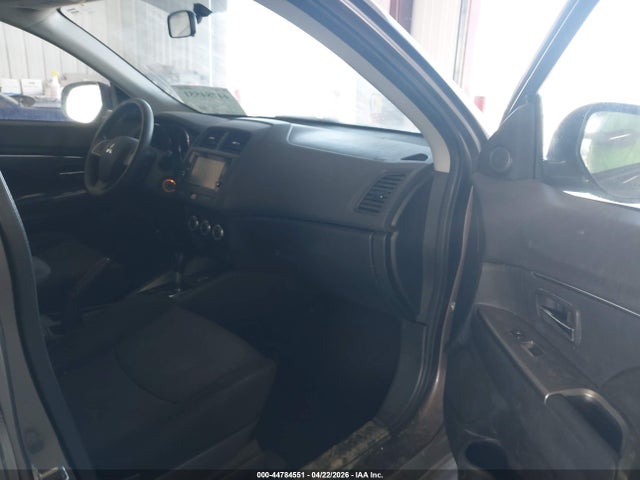 Mitsubishi Outlander 2.0 Es