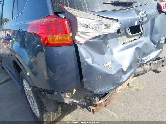 Toyota RAV4 Le