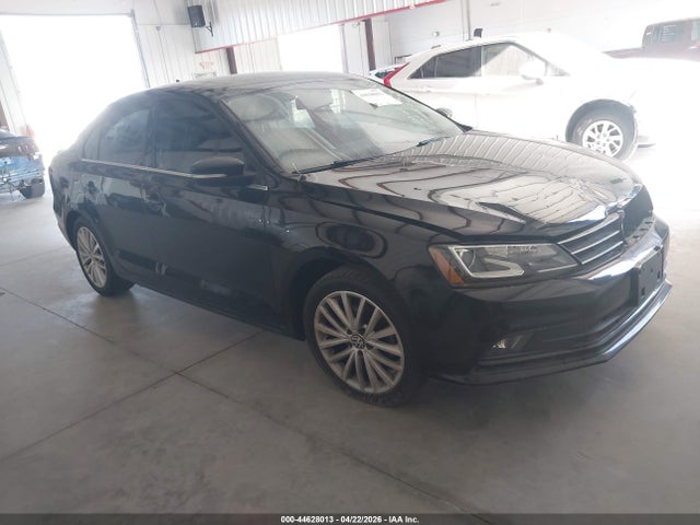 Salvage Volkswagen Jetta Image