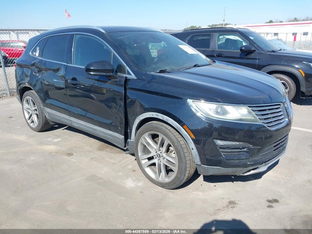 Salvage Lincoln MKC Image