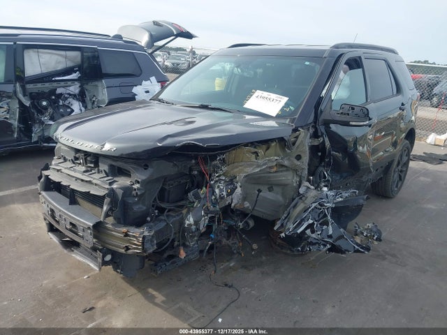 Ford Explorer Xlt