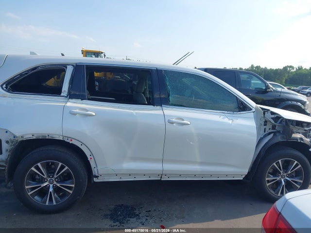 Toyota Highlander Le Plus