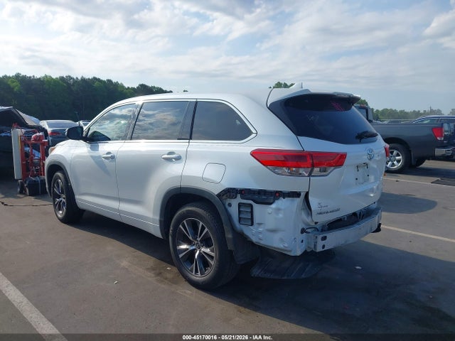Toyota Highlander Le Plus