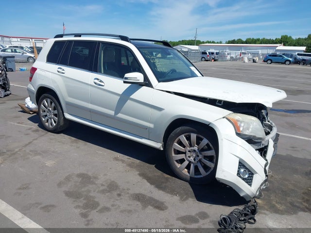 Salvage Mercedes-Benz GLK Image