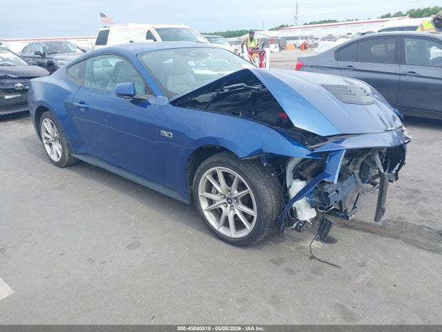 Salvage Ford Mustang Image