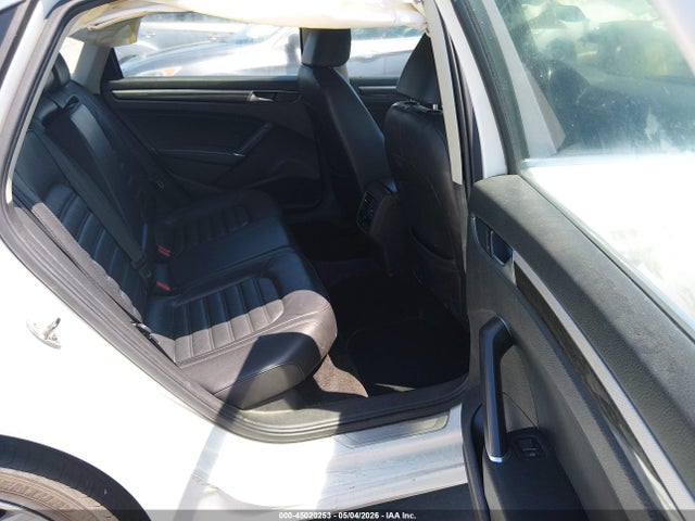 Volkswagen Passat 1.8t Sel