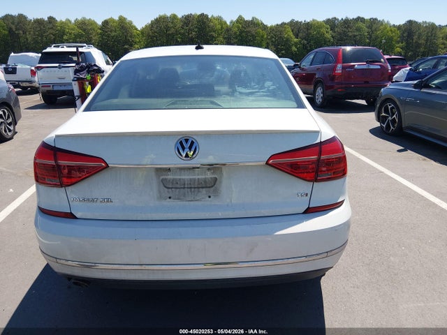 Volkswagen Passat 1.8t Sel