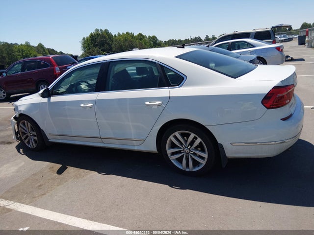 Volkswagen Passat 1.8t Sel