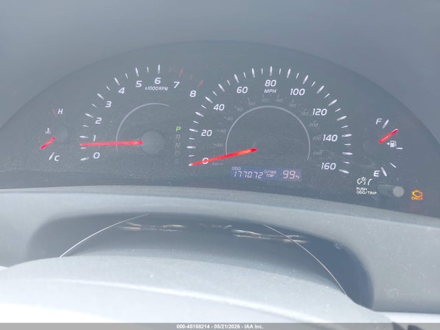 Toyota Camry Le V6