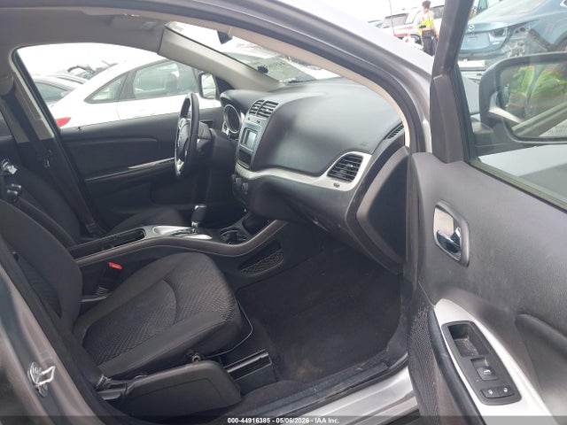 Dodge Journey Se