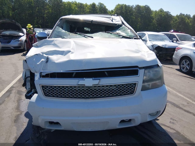 Chevrolet Suburban 1500 Ltz