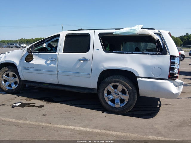 Chevrolet Suburban 1500 Ltz