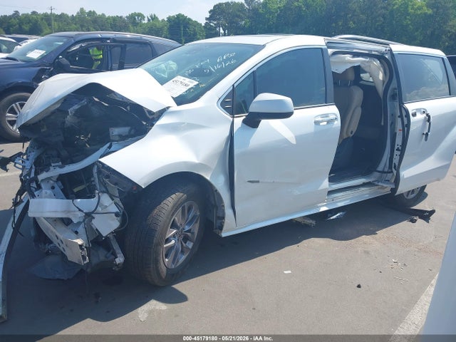 Toyota Sienna Xle