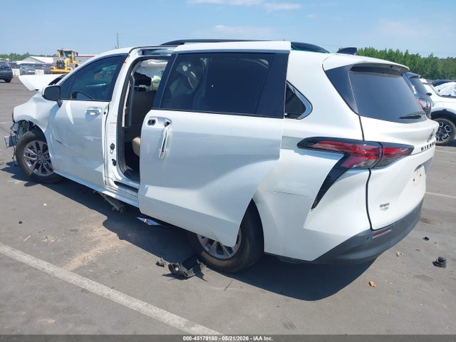 Toyota Sienna Xle