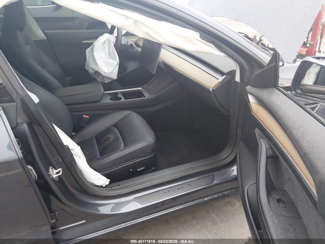 Tesla Model 3 Rear-wheel Drive