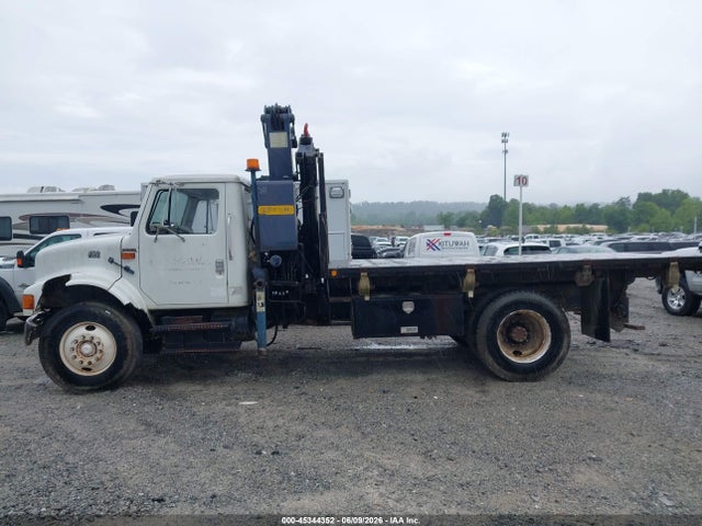 International 4000 4700