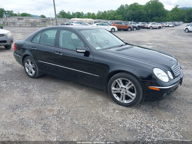 Salvage Mercedes-Benz E-Class Image