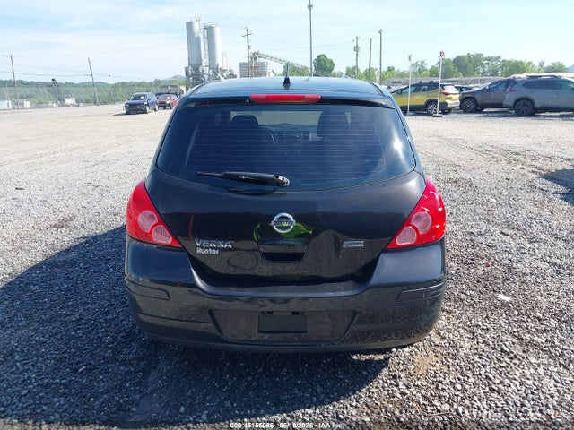 Nissan Versa 1.8 S