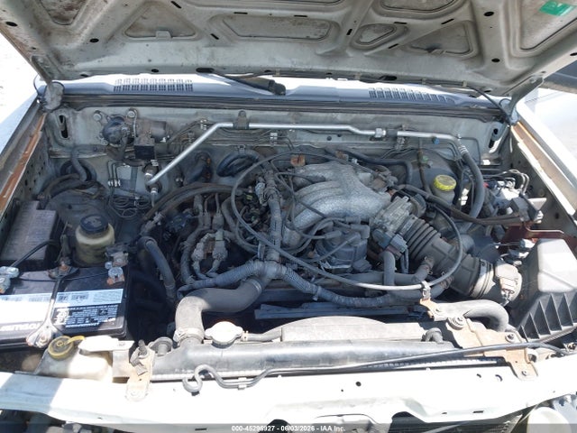 Nissan Frontier Xe-v6