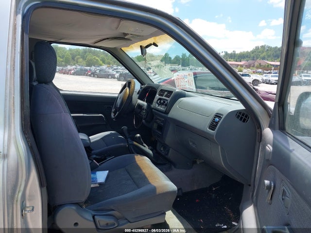 Nissan Frontier Xe-v6