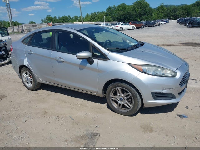 Salvage Ford Fiesta Image