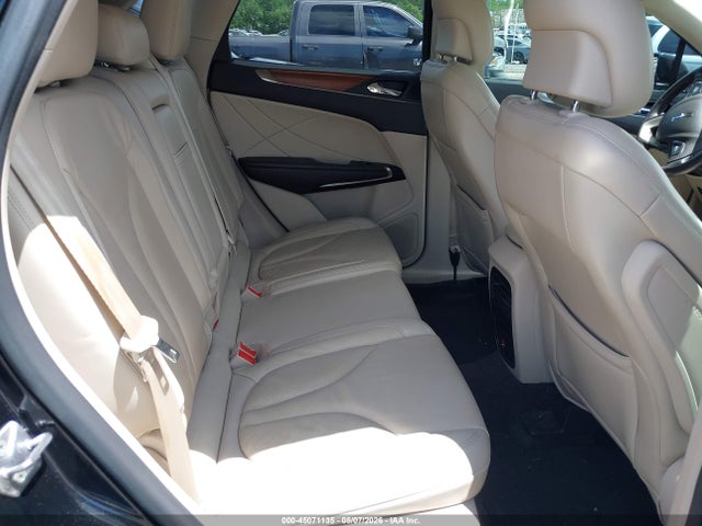 Lincoln MKC Select