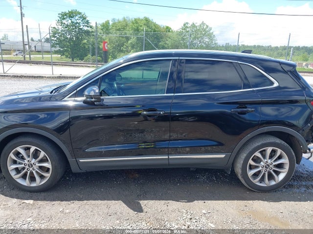 Lincoln MKC Select