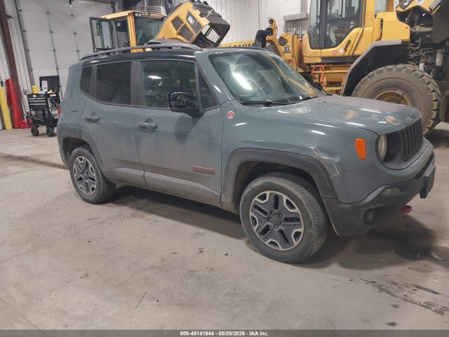 Salvage Jeep Renegade Image