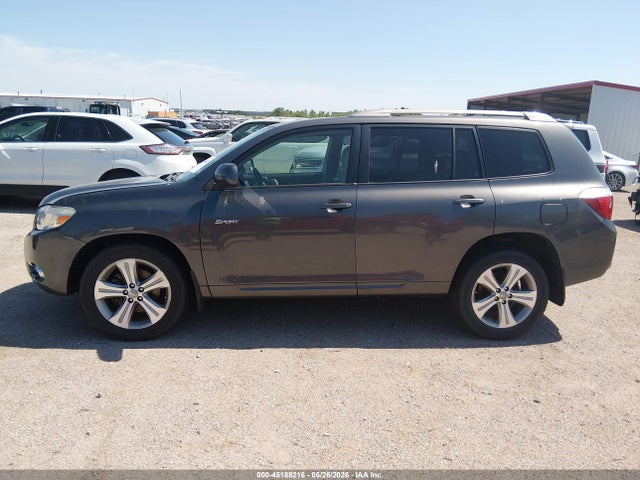 Toyota Highlander Sport