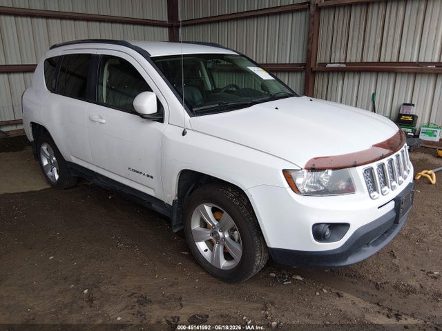 Salvage Jeep Compass Image