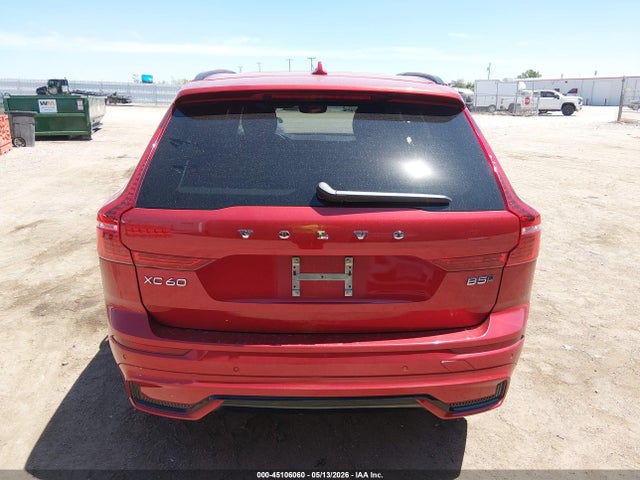 Volvo XC60 B5 R-design