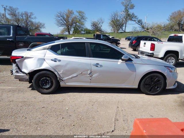 Nissan Altima S Fwd
