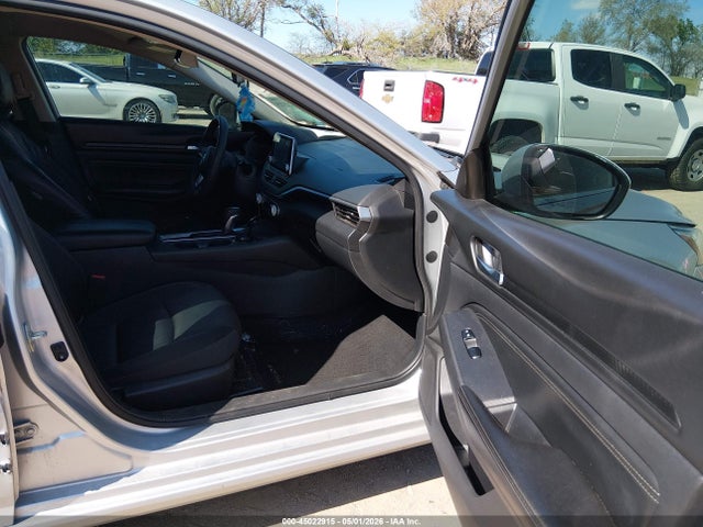 Nissan Altima S Fwd
