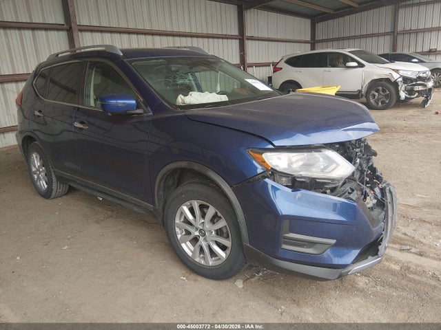 Salvage Nissan Rogue Image