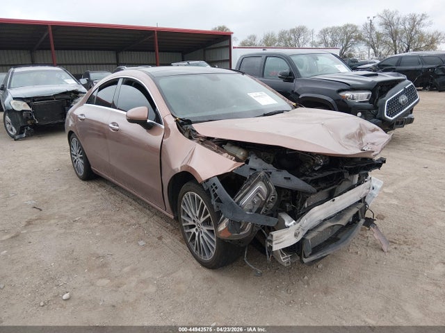 Salvage Mercedes-Benz Cla-class Image