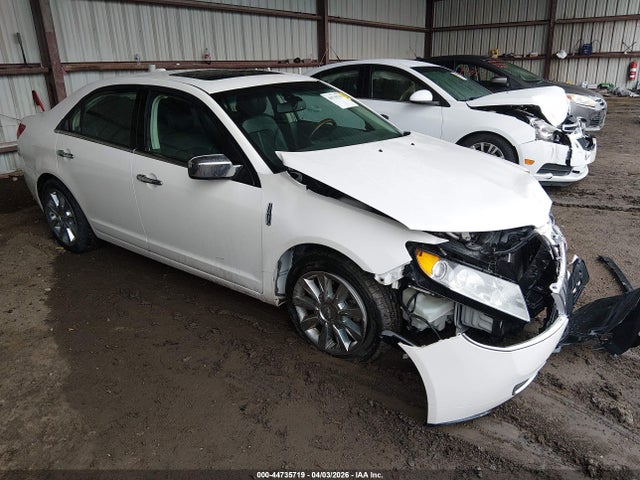 Salvage Lincoln MKZ Image