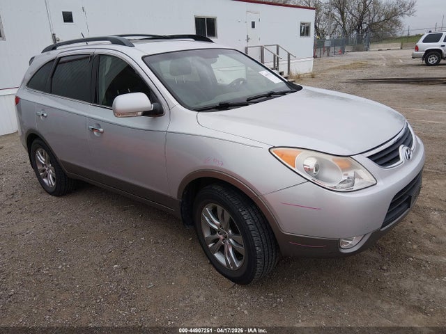 Salvage Hyundai Veracruz Image