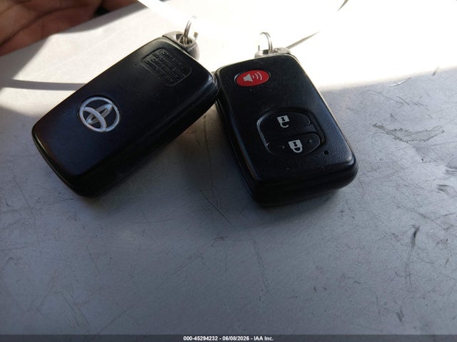 Toyota Prius Two