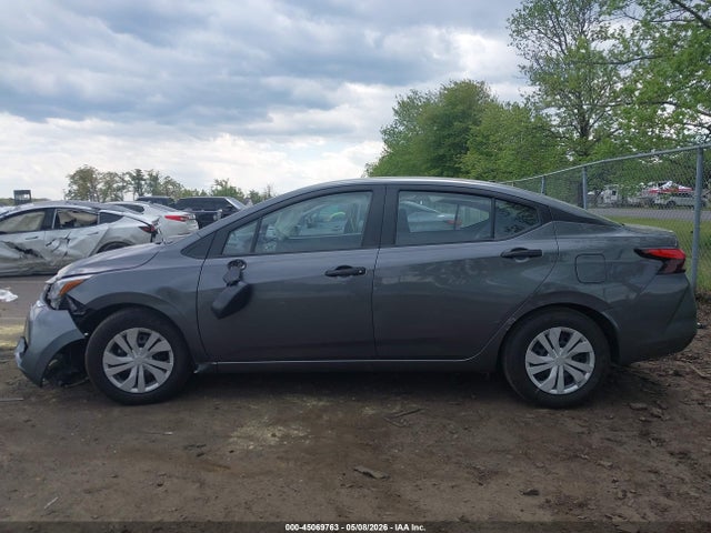 Nissan Versa 1.6 S