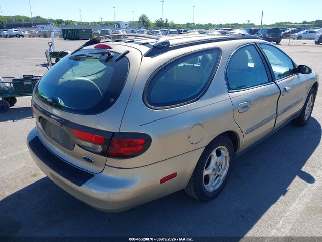 Ford Taurus Se