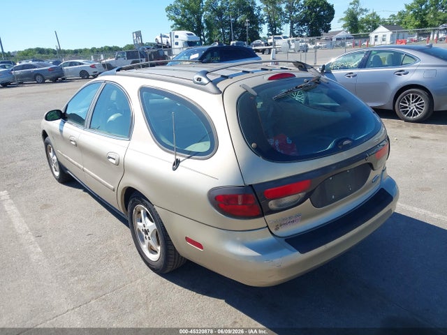 Ford Taurus Se