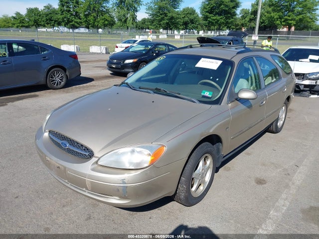 Ford Taurus Se
