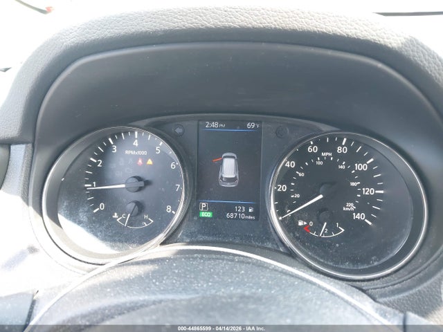 Nissan Rogue Sv
