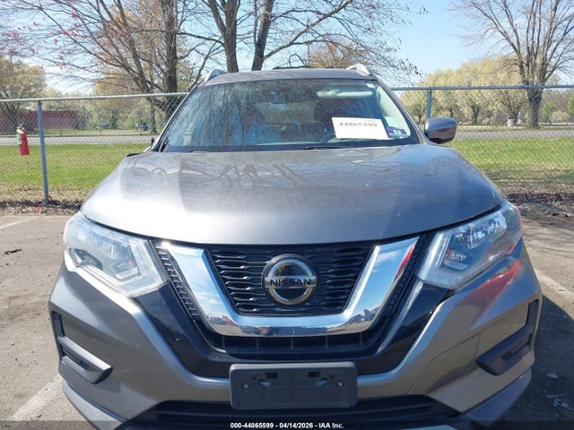 Nissan Rogue Sv