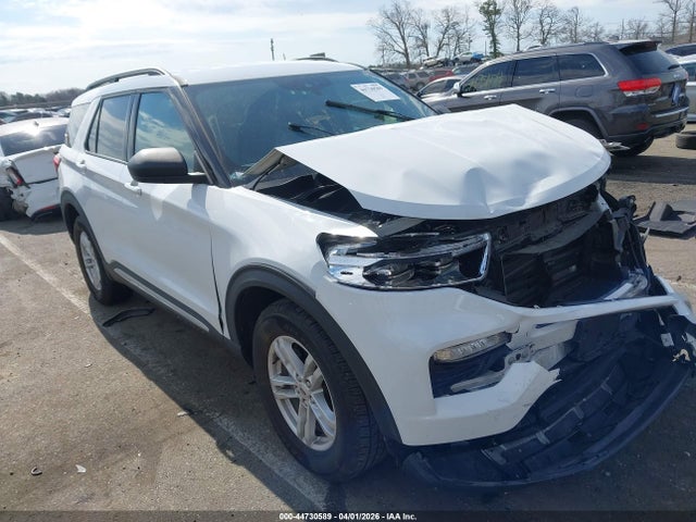 Salvage Ford Explorer Image