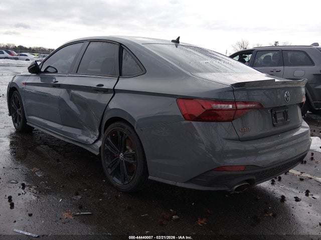Volkswagen Jetta 2.0t Autobahn