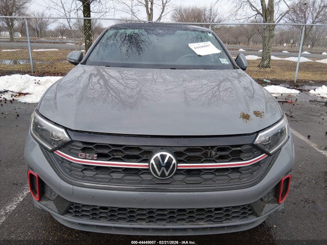 Volkswagen Jetta 2.0t Autobahn