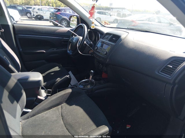 Mitsubishi Outlander Es
