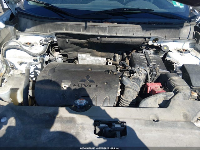 Mitsubishi Outlander Es