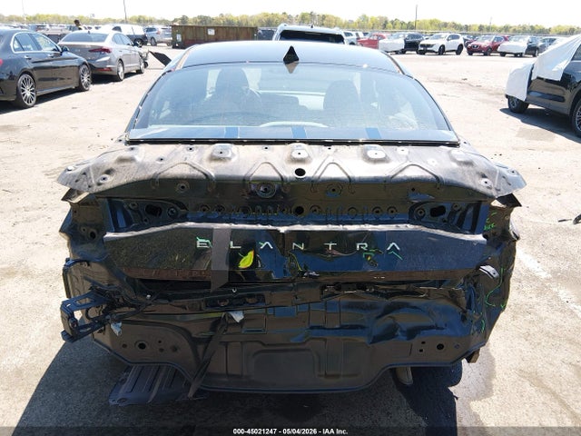 Hyundai ELANTRA Sel